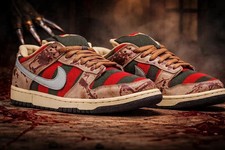 Men's SB Dunk Low Pro Freddy Krueger 313170-202 Size US SALE DEAL