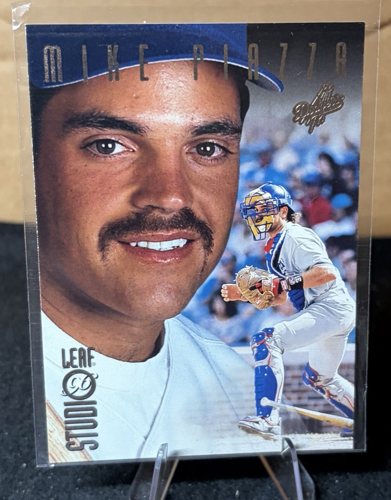 1996 Leaf Studio - Mike Piazza #80 - Los Angeles Dodgers