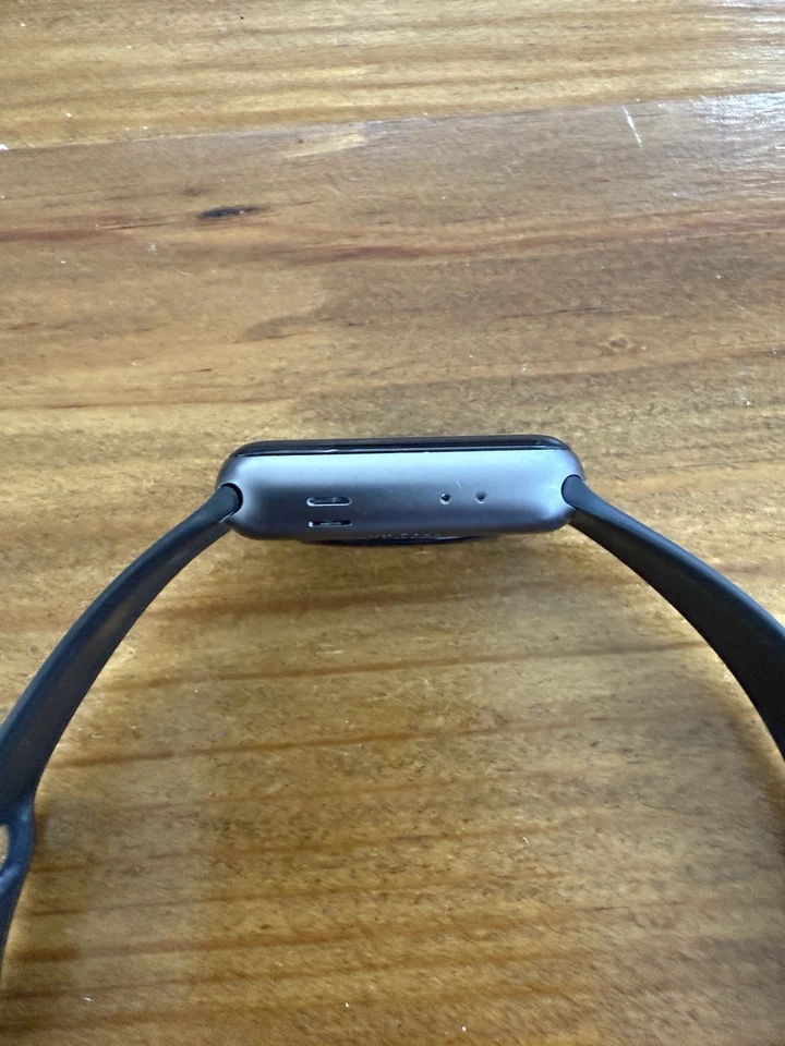 Apple Watch 42mm (Black Case, Black Sport Band), 1st Gen. - Image 4 of 4