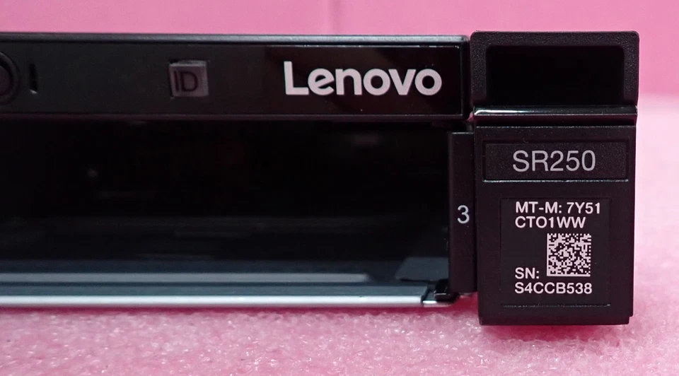 Lenovo ThinkSystem SR250 Quad-Core E-2234 3.6GHz 8GB Ram 4x 3.5" Bay 1U Server - Image 3 of 4