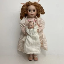 Vintage Wendy Lawton 13” Doll Bessie and Her Bye Lo Baby Limited Edition 350/750