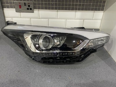 Hyundai I20 Headlight 92102C8210 Driver Side 2015-2020 