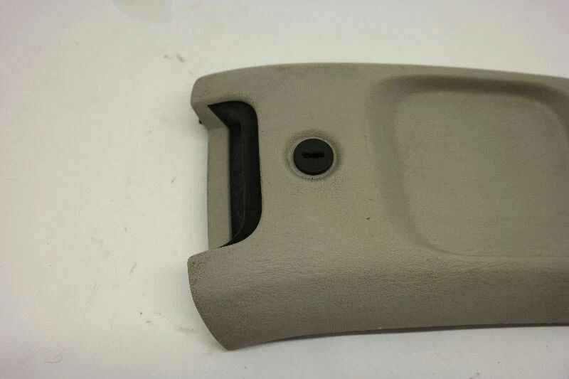 04-06 DODGE CARAVAN tapa consola piso delantero solo gris  Foto 4 de 4