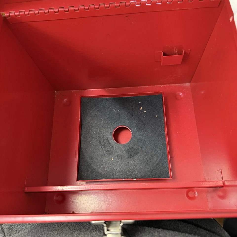 Router de alta resistencia Milwaukee 5650 10 amperios 24500 RPM base de router + estuche 48-10-0070 Foto 4 de 4