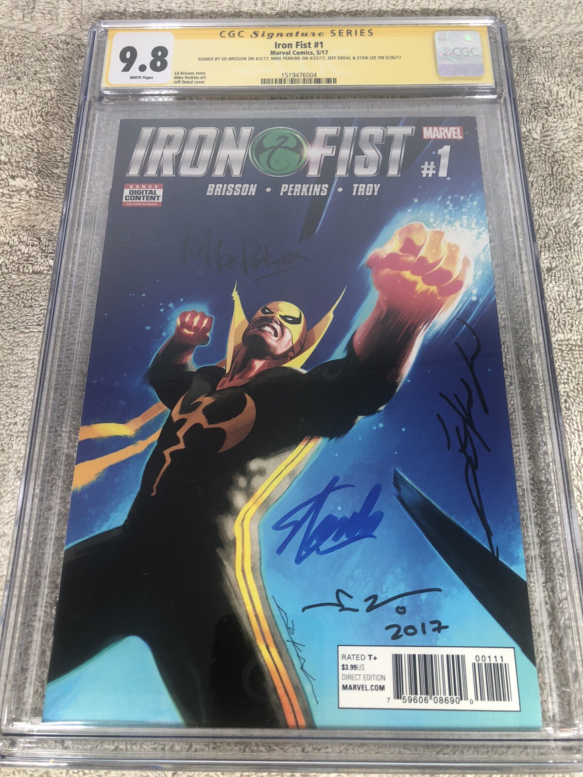 Iron Fist 1 CGC 4XSS 9.8 Stan Lee Perkins Dekal Brisson Luke Cage Defenders TV