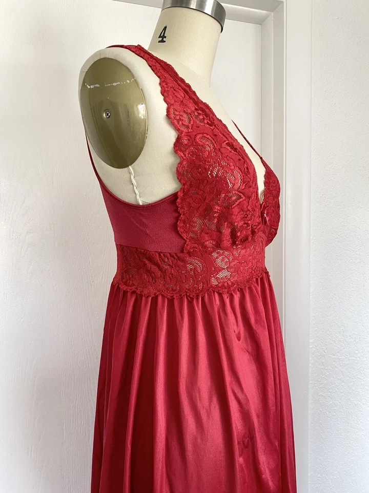 Vintage Red Shadowline “Olga Esque” Sweep Lace Long Nightgown Sz M - Image 4 of 4
