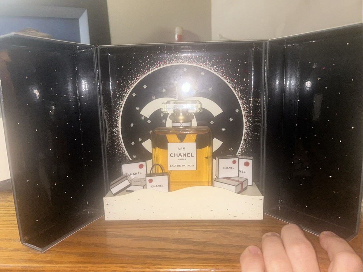 専用ページ　シャネル　店頭用ディスプレイオブジェ　シャネル N°5 Chanel No. 5 Holiday Collectors edition display Decoration | eBay