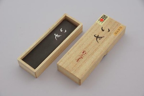 KUBOTA-GO CALLIGRAPHY TOOL SUMI INK STICK ISE SIZE2 MADE IN JAPAN - Picture 5 of 5