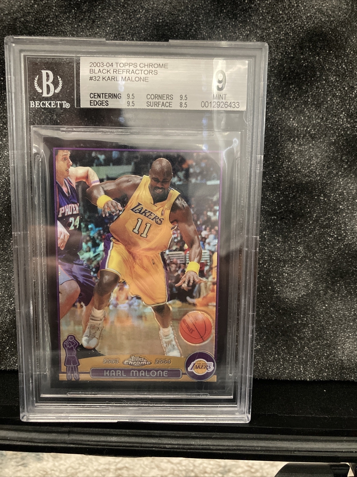 KARL MALONE #001/500 Black Refractor Bgs 9 MINT 2003 Topps Chrome #32 #d 001/500