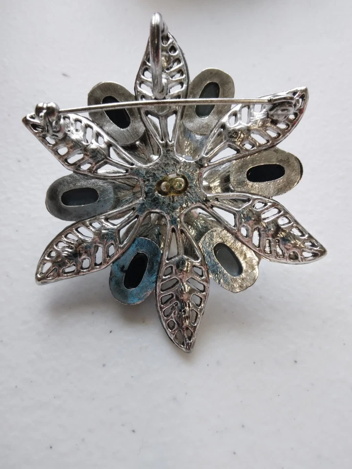 Broche Premier Designs pérolas noite fora tom prata flor gema lapela pingente - Imagem 4 de 4