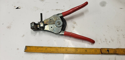 Ideal L5215 RG-62 Coax Stripmaster Cable Stripper  LB-744 Blade.  lot#2