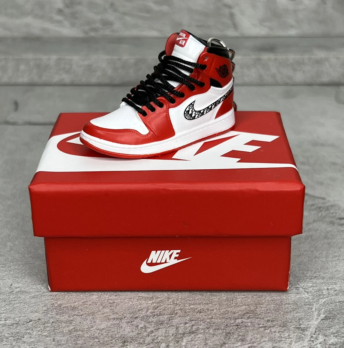 The Dior x Air Jordan 1 High Chicago Could Be on the Way The Sole Supplier #12 The Dior x Air Jordan 1 High Chicago Could Be on the Way The Sole Supplier