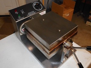 GOLD MEDAL Waffle Dogger Machine Dog Baker Corndog Corn Commercial Model 5044 VG