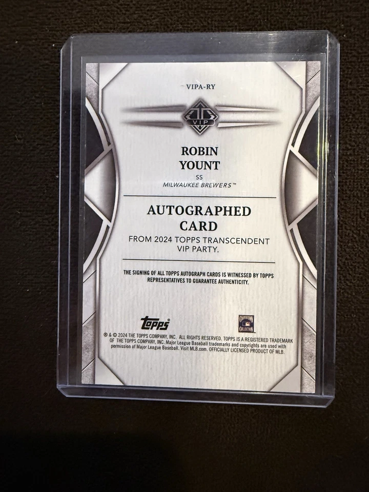 Fiesta VIP Topps Trascendent 2024 Robin Yount #VIPA-RY automático 10/15 Foto 2 de 2