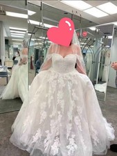 Gorgeous Oleg Cassini Lace Applique Wedding Gown-Size 16-FREE SHIPPING