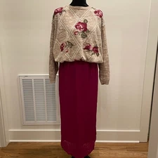 CHRISANTHEME Women Beige Knit Sweater Top Size 22/24 Venezia Magenta Skirt Set