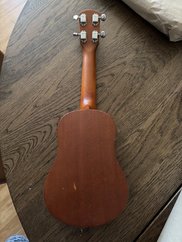 Carlo Robelli UKS Soprano Ukulele – Brown Wood – Good Condition - Image 4 of 4