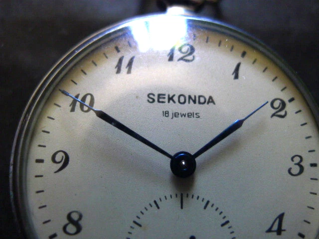Reloj Bolsillo Sekonda 18J Caja Cromada Caballeros Frente Abierto Cuerda Manual .45mm. TLC.