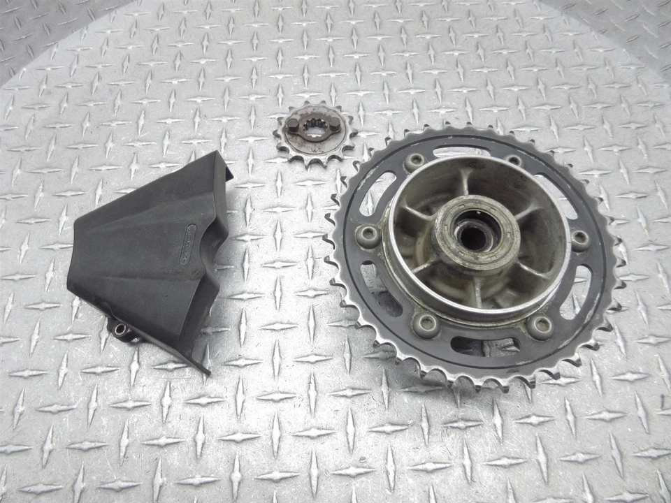 2012 11-13 Honda CBR 250R CBR250R Front Rear Sprocket Gear Hub Cover Final Drive - Image 4 of 4
