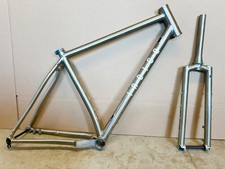 Indigo Bicycle Co. Gravel Monster Titanium Fr...