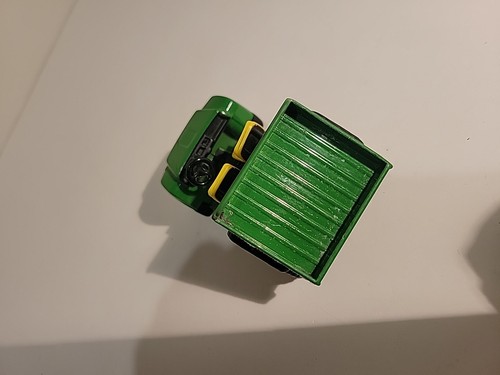 Ertl John Deere Gator HPX 4x4 1/32 Scale - Picture 3 of 6