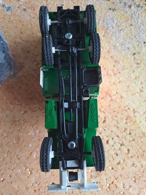 Solido GMC CCKW 353 Rallye Paris-Dakar, 1:50,  gebraucht ( Stand In Vitrine)