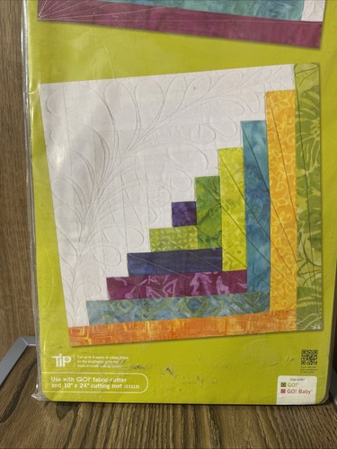Accuquilt Go Die Log Cabin 12" Finished Leslie Main Design 55349 - Picture 3 of 7