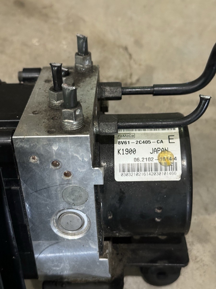 2010 2011 Mazda 3 ABS Anti Lock Brake Pump Module OEM Assembly