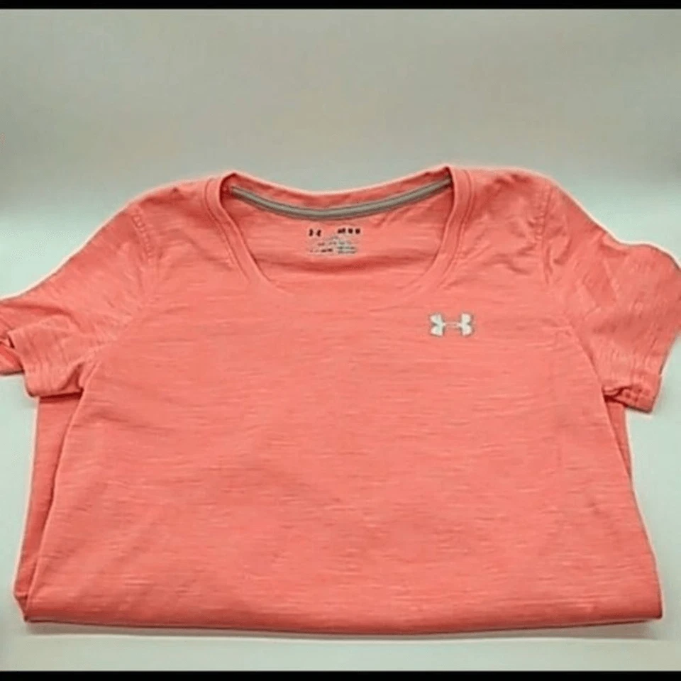 安德玛女式保暖T恤。 — 第 4/4 张图片