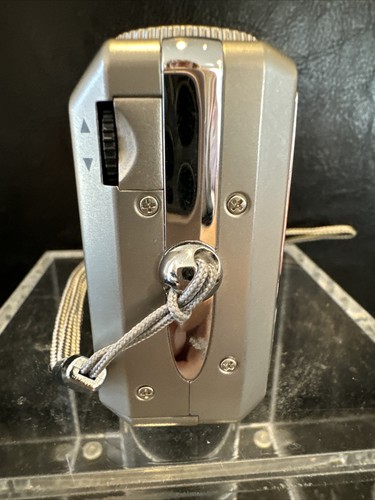 Gateway Digital Camera DC-T50 5.25 MP 3X Super Zoom Compact *Parts/repair Only* - Picture 10 of 17