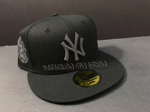 HAT CLUB EXCLUSIVE NEW YORK YANKEES FITTED REFLECTIVE DEREK JETER PATCH 7 3/8