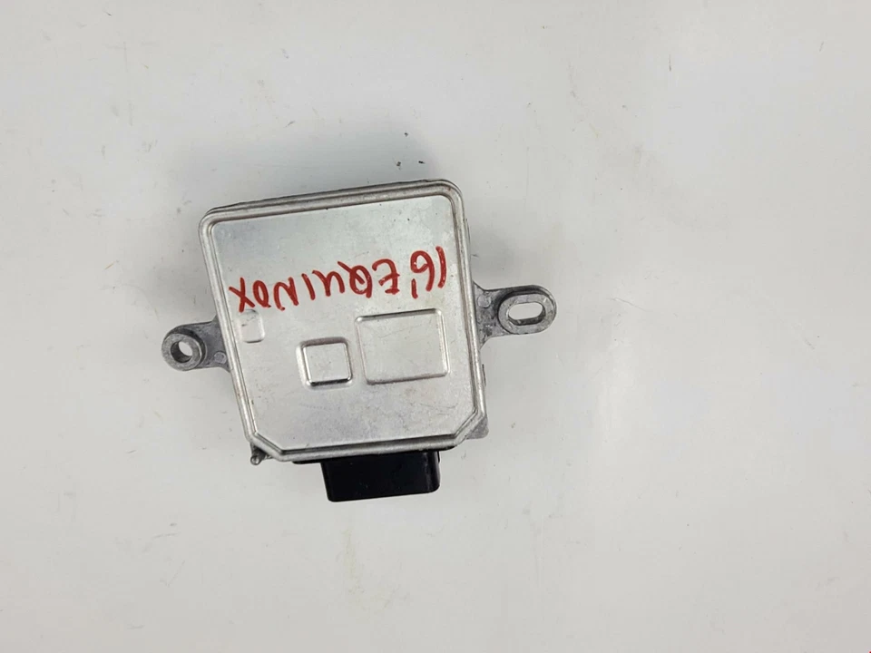 2015-2017 Chevrolet Equinox Fuel Pump Control Module 2348 2933 OEM - Image 2 of 4