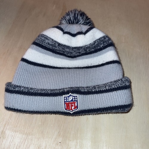 New Era Youth Size Dallas Cowboys Winter Beanie - Picture 2 of 2