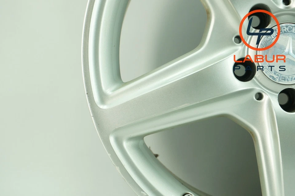 W218 12-18 Mercedes CLS Class AMG 18" Llanta trasera izquierda o derecha W1096 Foto 3 de 4