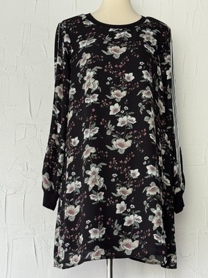 As U Wish Women s Large Floral Shift Dress Black Long Sleeve Varsity Stripe 