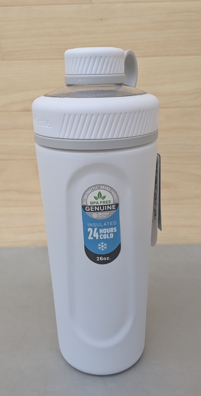 BlenderBottle Radian Insulated Stainless Steel Shaker 26oz in White *READ*