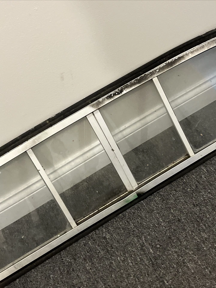 Vidrio trasero ventana corredera cabina estándar Toyota 1984-1995 OEM Foto 3 de 4