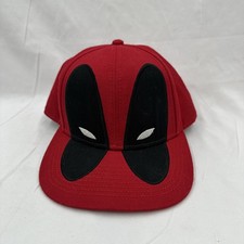 DEADPOOL Hat One Size Red Black MARVEL COMICS Embroidered EYES Logo Fitted
