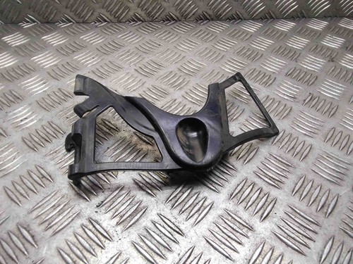 BMW 7 E65, E66, E67 Kotflügelhalter vorne links 51117142323 7142323 17330387