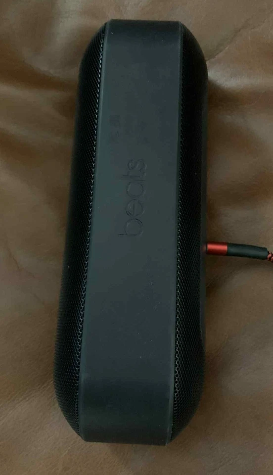 Altavoz inalámbrico Bluetooth Apple Beats Pill+ A1680 Dr. Dre para piezas/reparación Foto 2 de 4