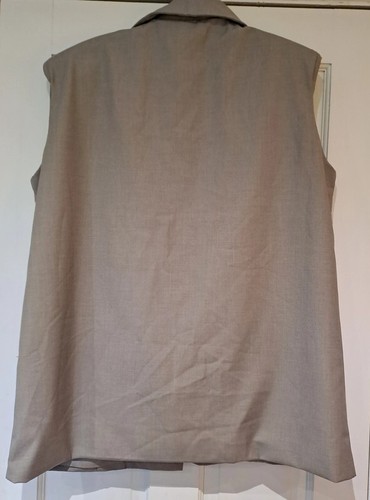 Pretty Little Thing Taupe Sleeveless Oversized Blazer Size UK 14 BNWT - Picture 2 of 3