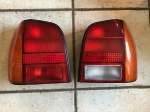 VW Polo 6N Hella Rücklicht Heckleuchte Rückleuchte 6N0945096 + 6N0945097