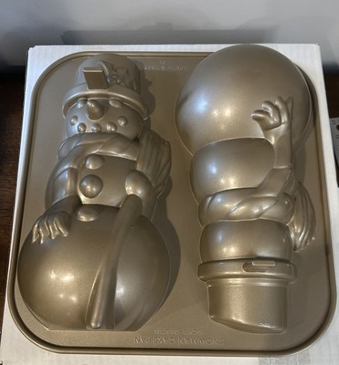 Williams Sonoma Nordic Ware 3D Snowman Cake Pan Baking Holiday Mold New with box