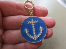 LARGE VINTAGE GOLD TONE CHAIN BLUE ENAMEL SHIPS ANCHOR SAILING FOB CHARM PENDAN