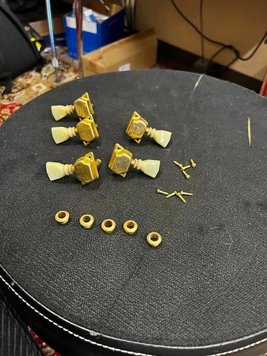 MIJ Kluson Style Gold Double Ring Tuners incomplete set of 5