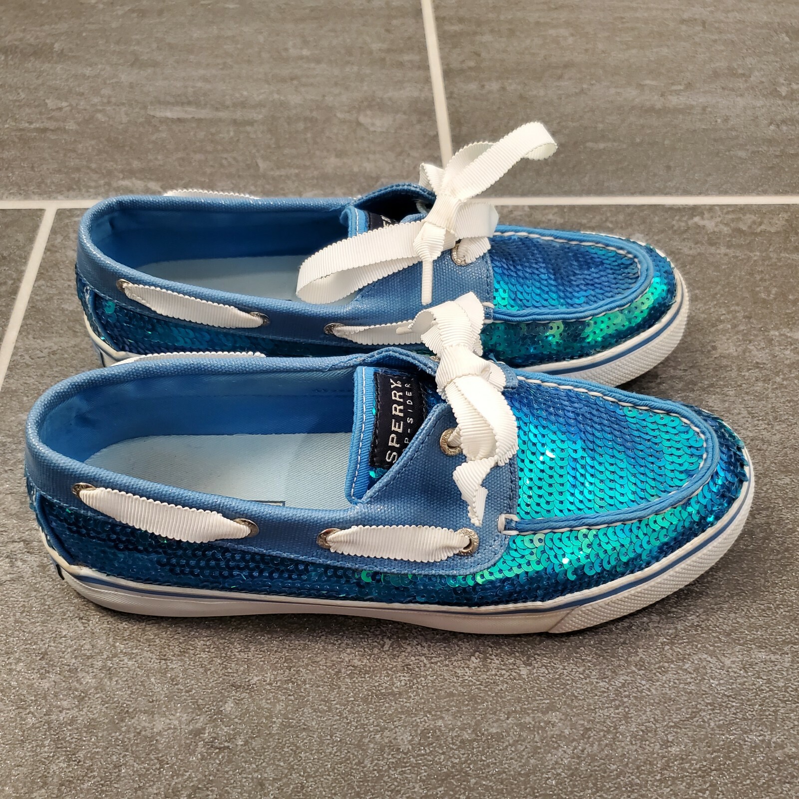 Sperry Women's Size 6.5 Iridescent Blue 