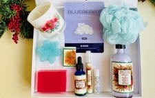 SPA GIFT BOX / SPA GIFT BOX / VALENTINES DAY GIFTS / SPA GIFTS / CANDLES