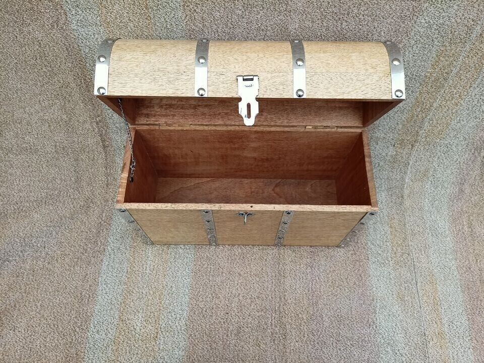 Treasure Chest with Lock and Keys Wooden Pirate Box Collectible Mango ...