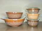 Vintage Pyrex Woodland Brown Set of 5 - 444, 403, 471-B, 472-B, 473-B with Lids