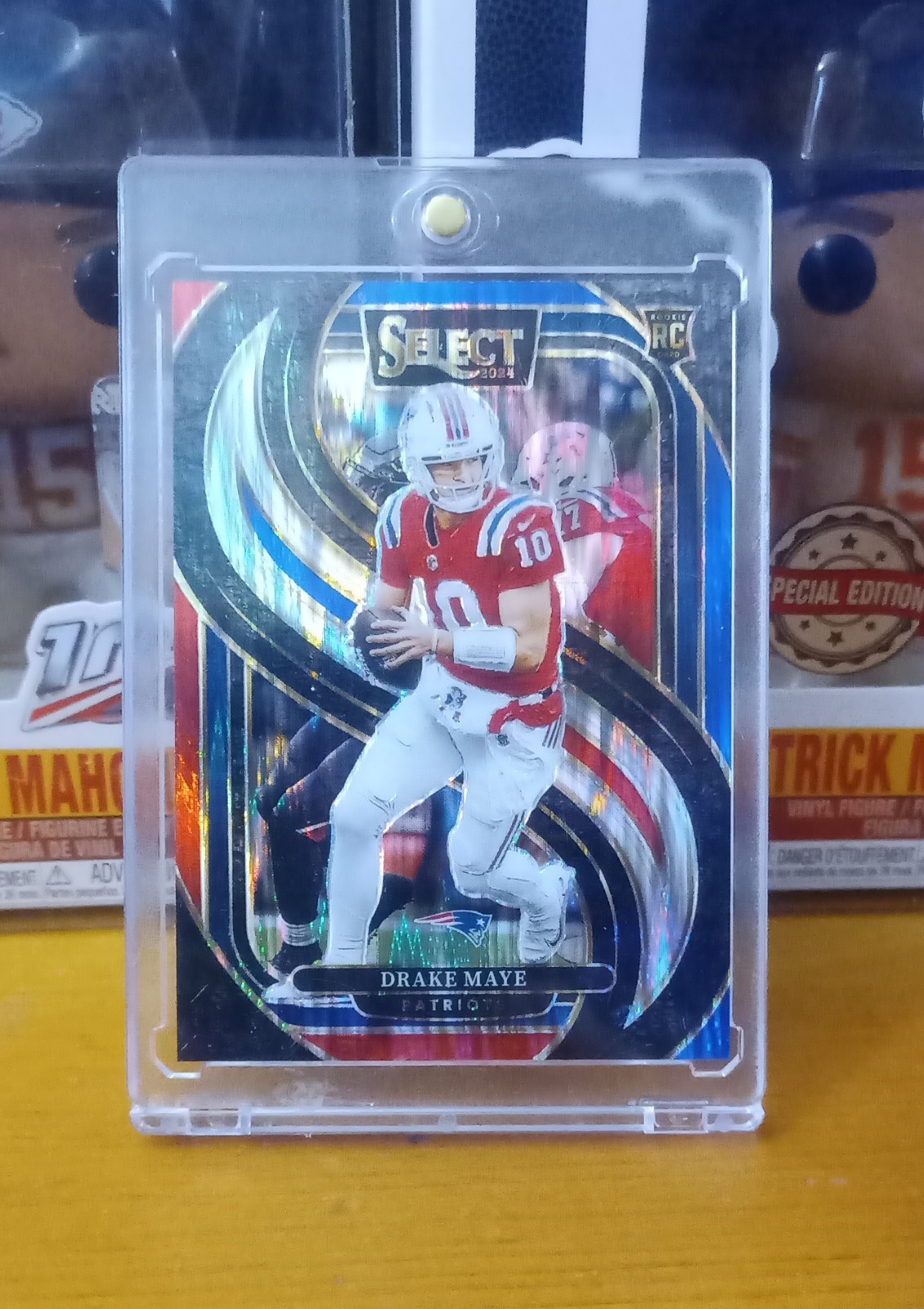 2024 Panini Select - Premier Level Drake Maye #113 Red & Blue Shock Prizm (RC)